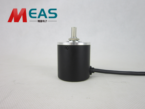 �������a���D�ӕr��ݔ���}�_��ͨ�^Ӌ���O���֪����λ�ã������a�����ӻ�ͣ늕r������Ӌ���O��ăȲ�ӛ����ӛסλ�á��@�ӣ���ͣ늺󣬾��a���������κε��Ƅӣ�����늹����r�����a��ݔ���}�_�^���У�Ҳ�����иɔ_���Gʧ�}�_����Ȼ��Ӌ���O��ӛ�������c�͕�ƫ�ƣ������@�Nƫ�Ƶ����ǟo��֪���ģ�ֻ���e�`�����a�Y�����F�����֪��.